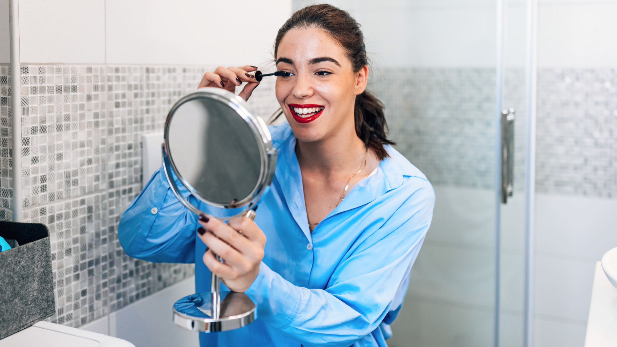 Effortless Beauty: Quick Morning Skincare Hacks for Busy Moms!